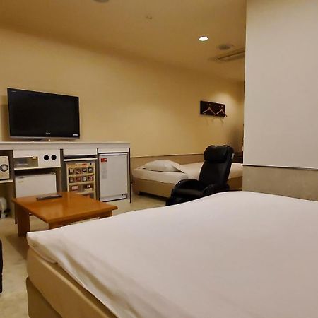 Hotel Golf Tsunashima (Adults Only) Jokohama Kültér fotó
